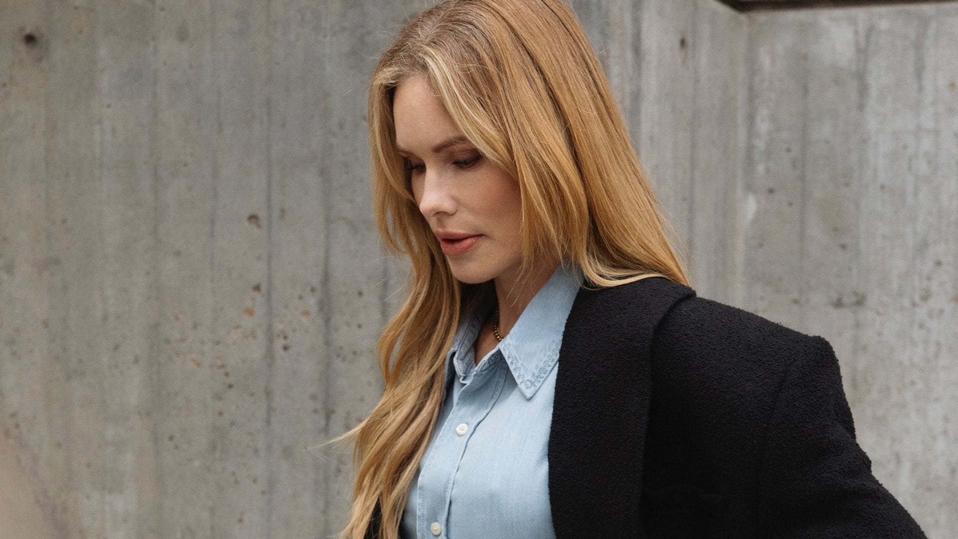 Cómo cuidar el pelo rubio a partir de los 45: consejos y productos imprescindibles