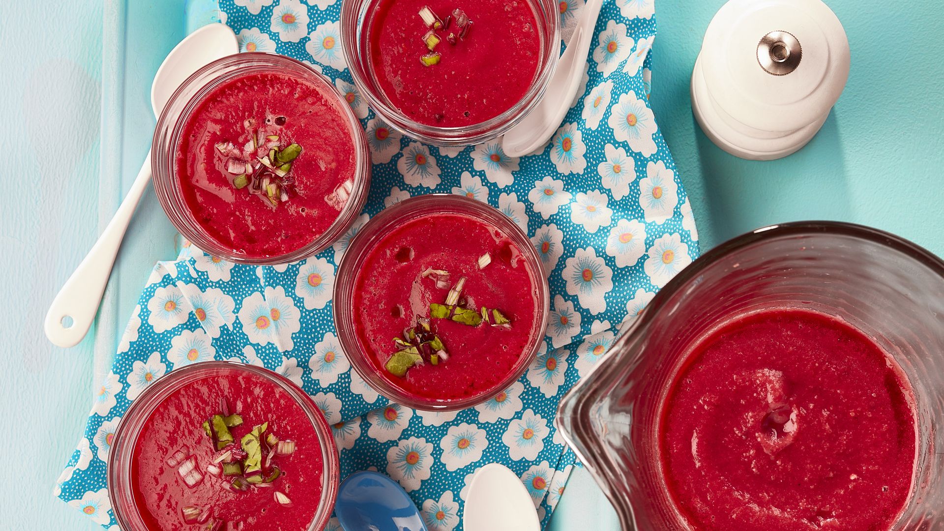 Salmorejo de remolacha.
