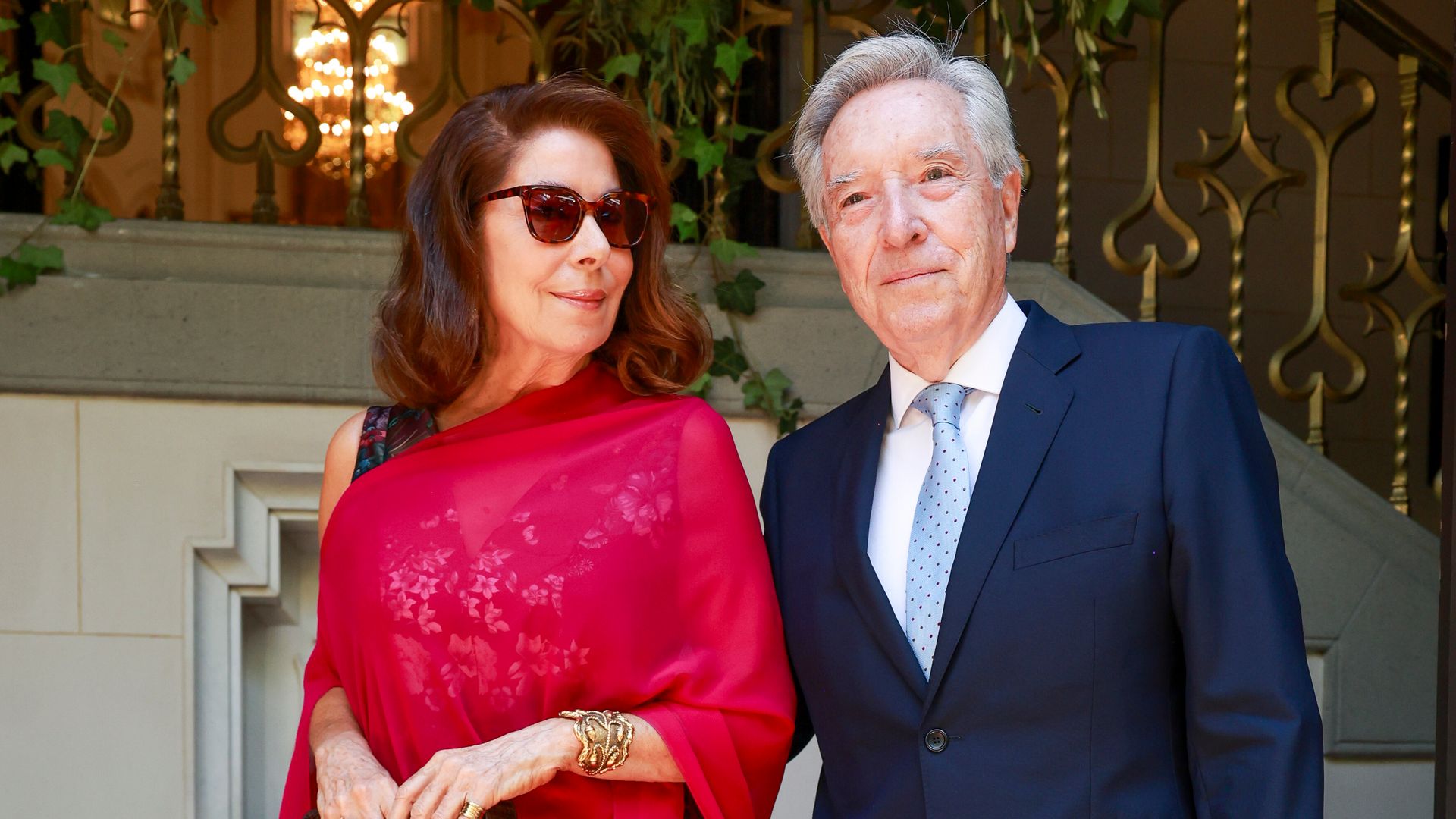 Inaki Gabilondo y Lola Carretero en la boda de su hija María, celebrada este sábado 4 de julio en Madrid