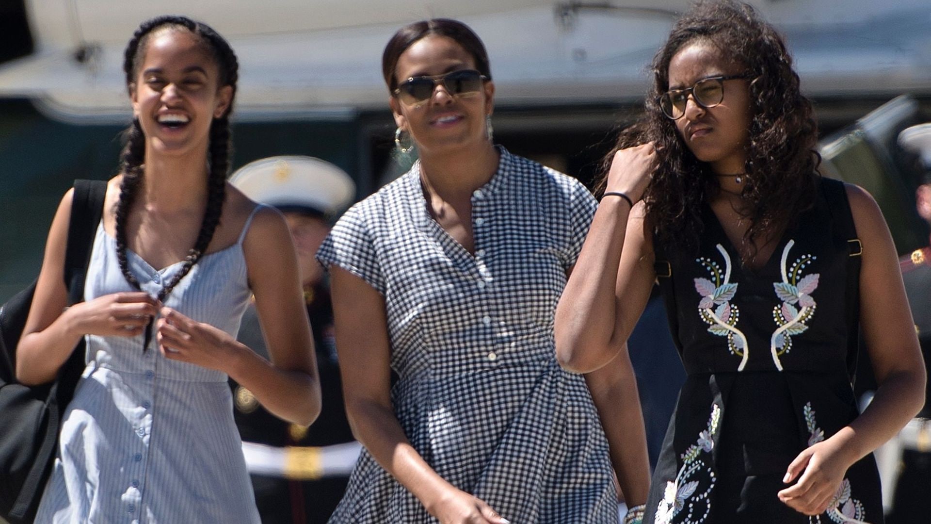 Michelle Obama y sus hijas Malia y Sasha disfrutan del verano en Mallorca, ¿y Barack?