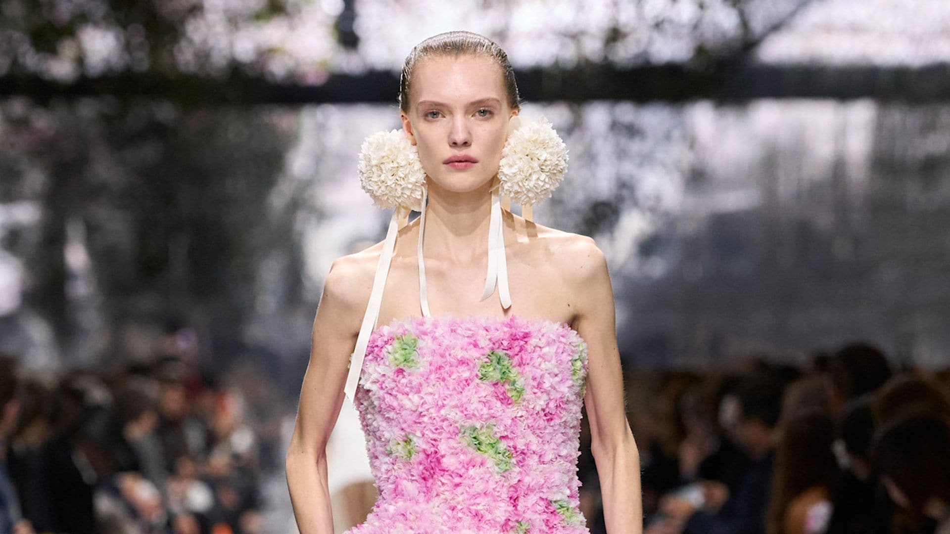 Vuelve a ver el debut de Jonathan Anderson en Dior Alta Costura Primavera/Verano 2026