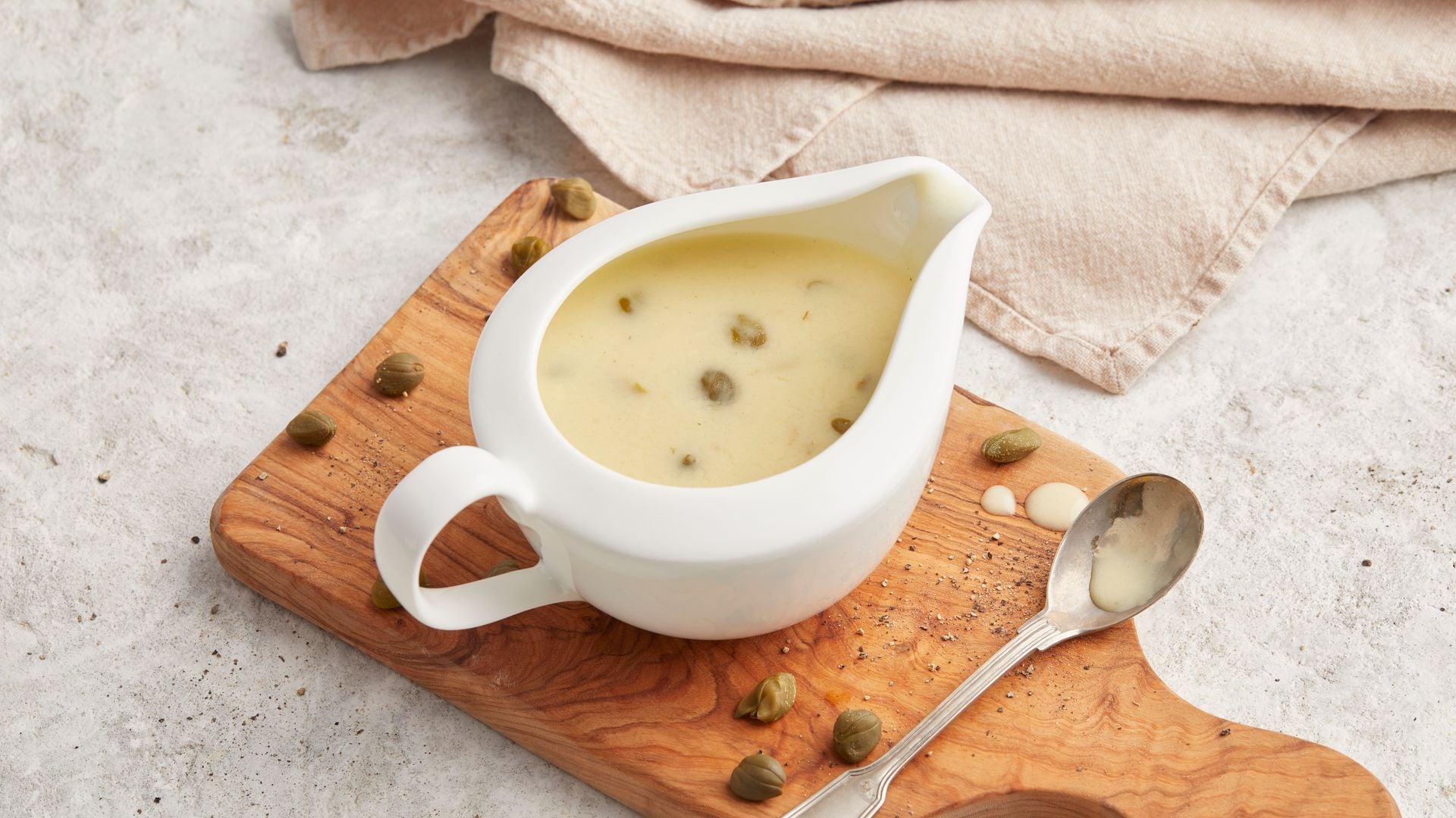Salsa velouté con alcaparras