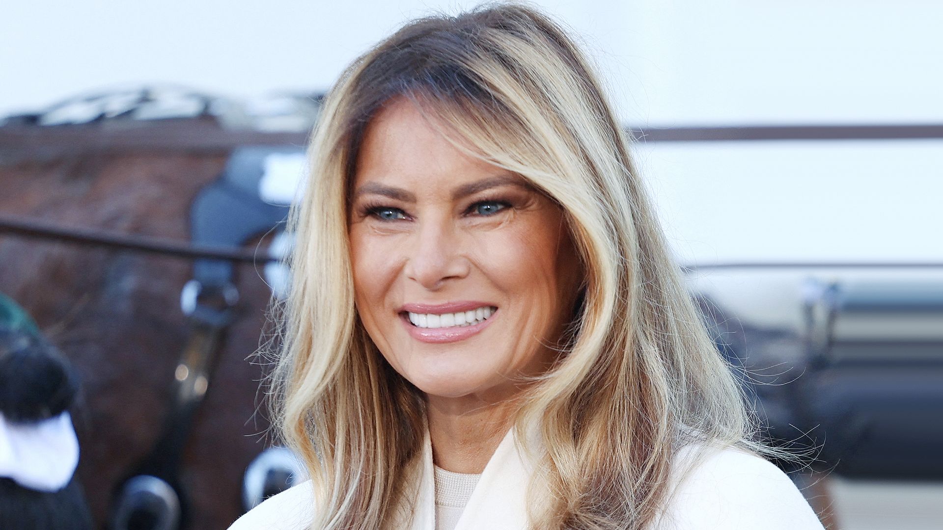 La supermelena rubia de Melania Trump
