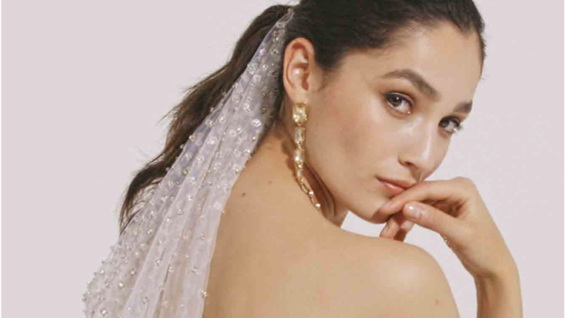 La lista de regalos de Navidad para novias e invitadas que quieren brillar en 2022