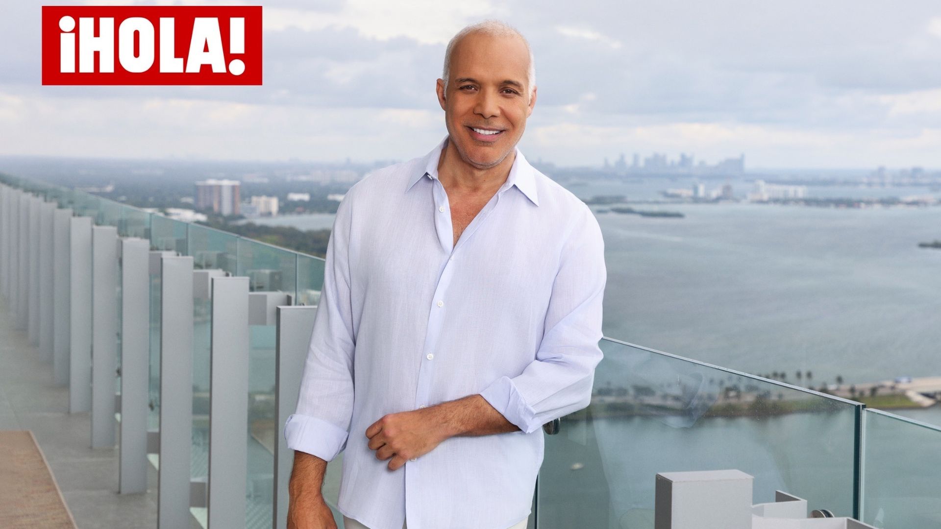 Ronald Day, conferecista y productor de entretenimiento, nos recibe en su casa de Miami