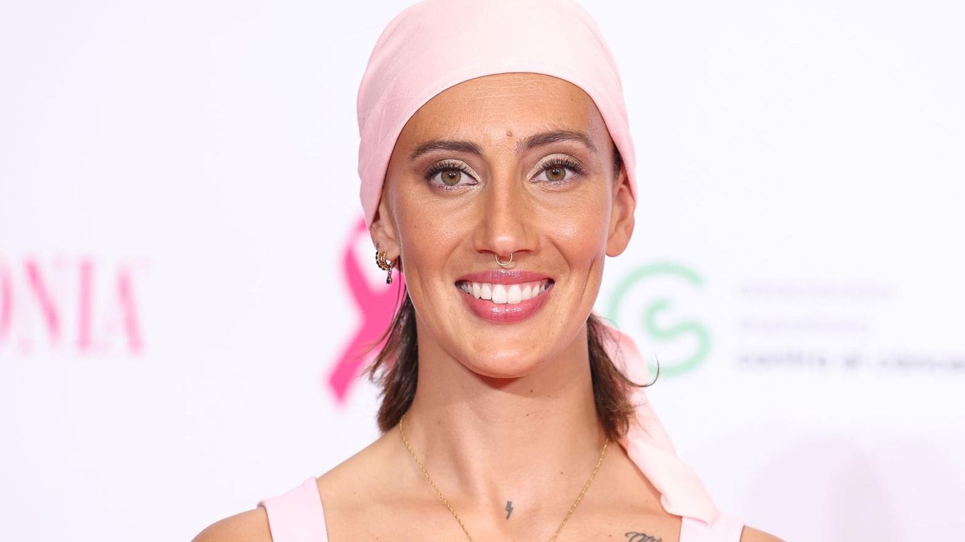 La lucha contra la adversidad de la futbolista Virginia Torrecilla: del tumor cerebral que ha superado al accidente que dejó a su madre en silla de ruedas
