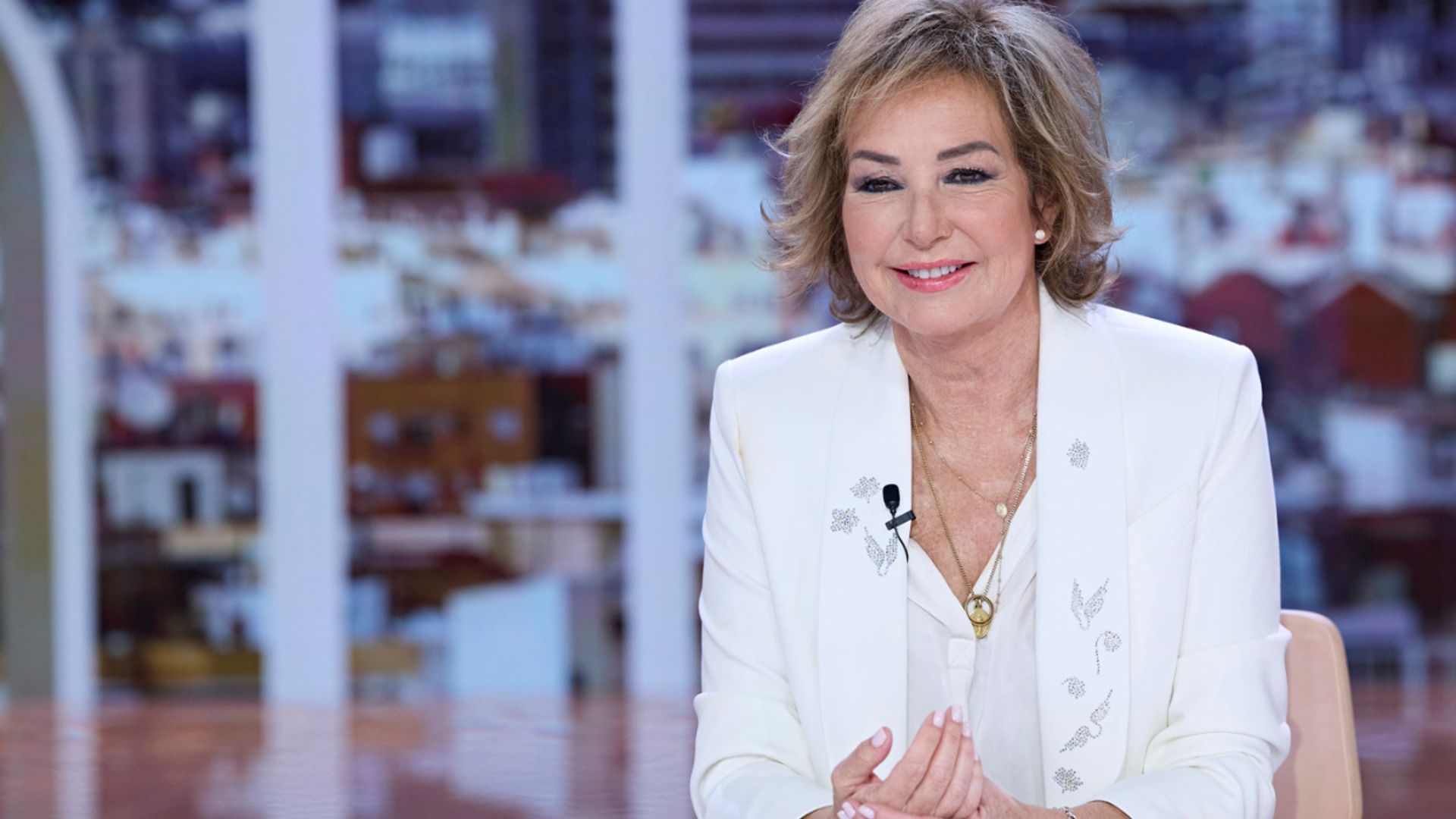 No te pierdas las imágenes del backstage minutos previos al estreno de TardeAR