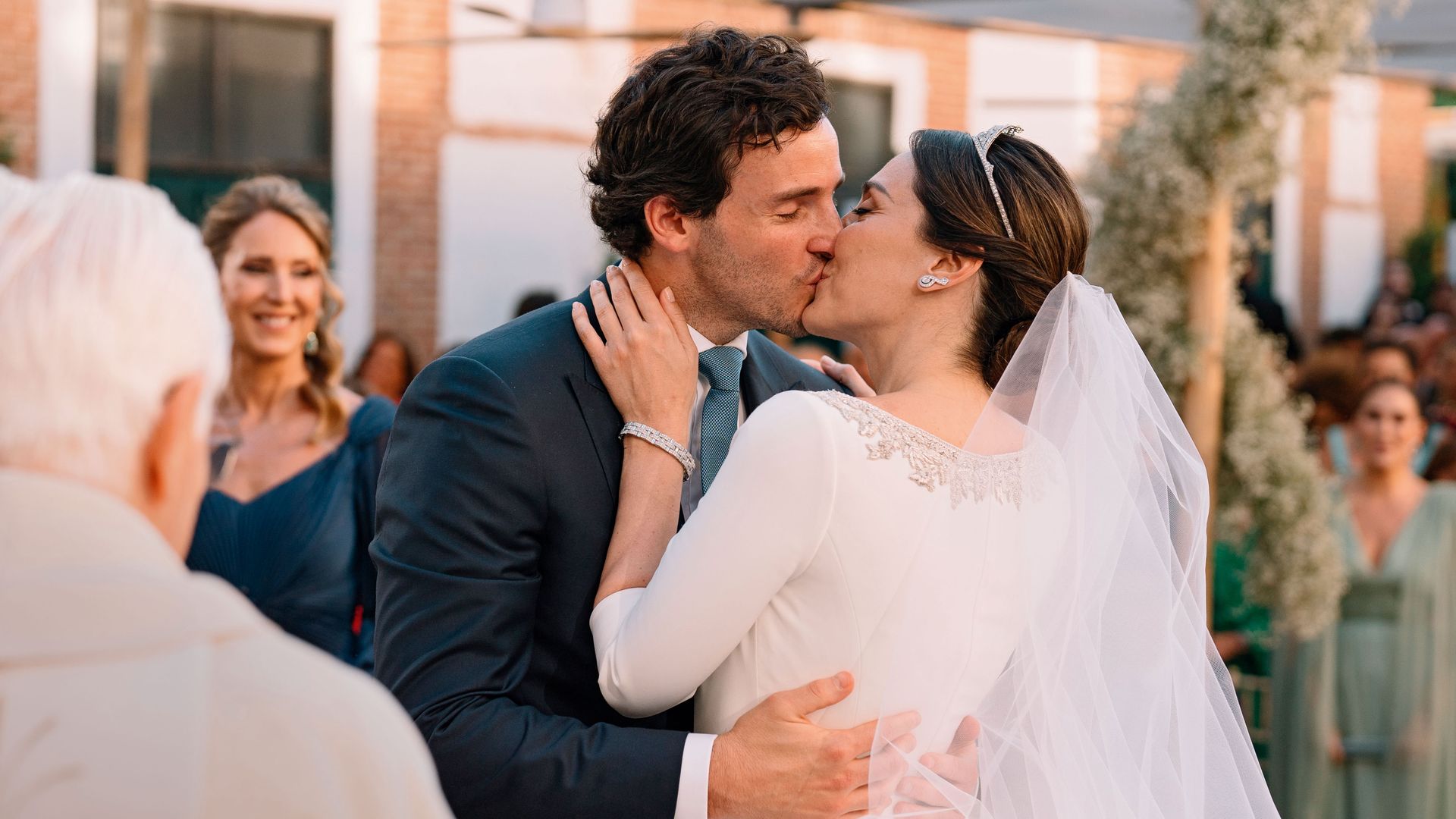 Las imágenes más icónicas de la que fue la boda del año