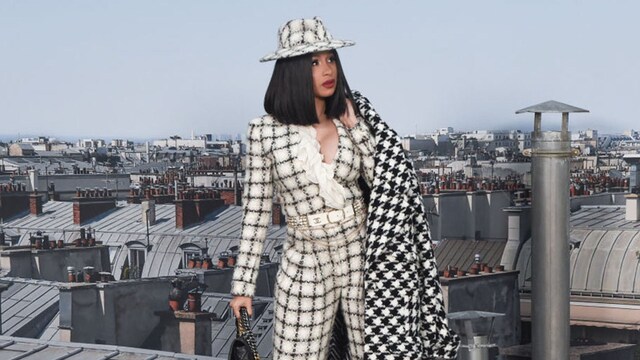 cardi b abrigo chanel estampado pata de gallo vv