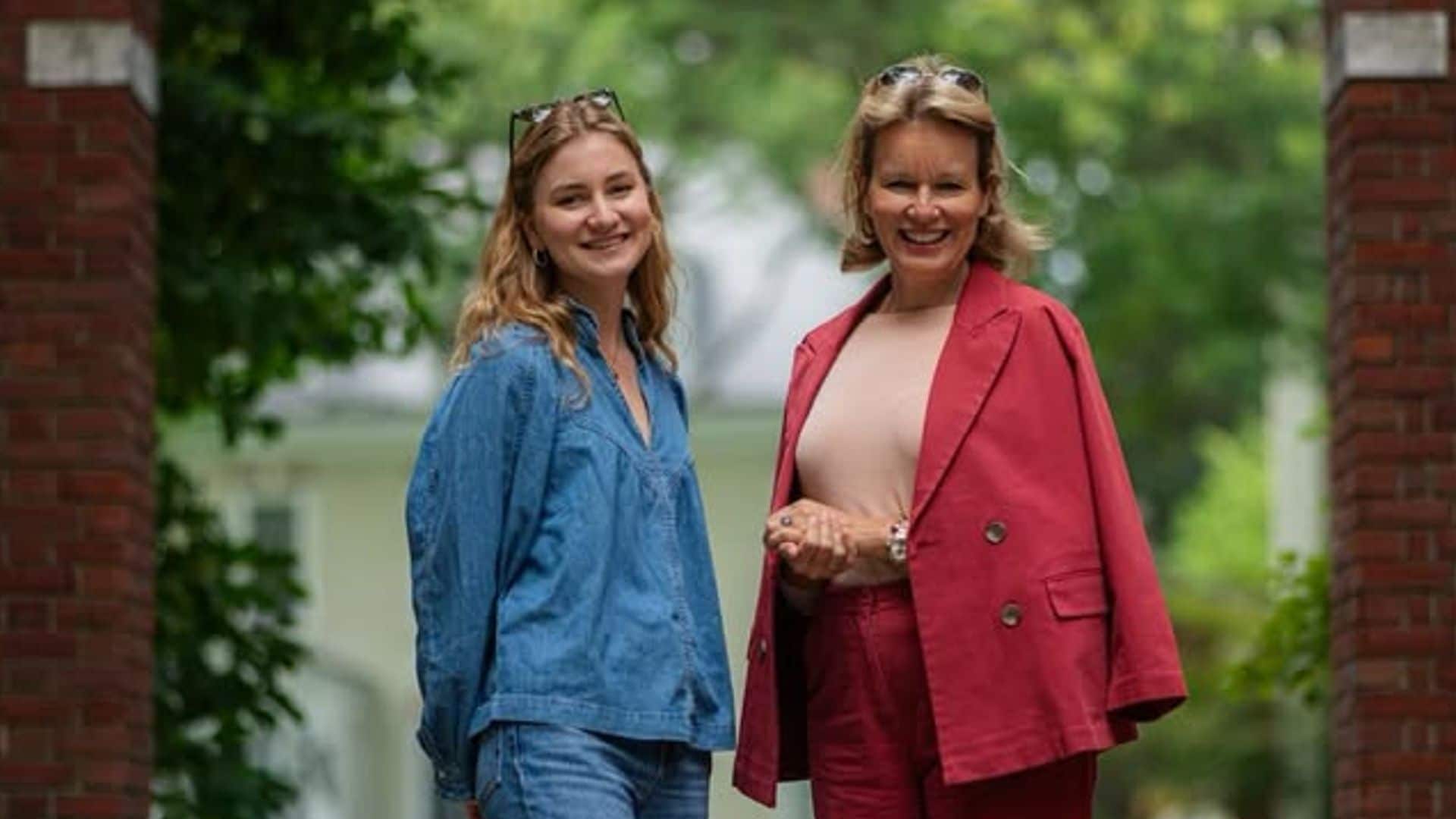 Elisabeth de Bélgica y su madre, la reina Matilde, en Boston