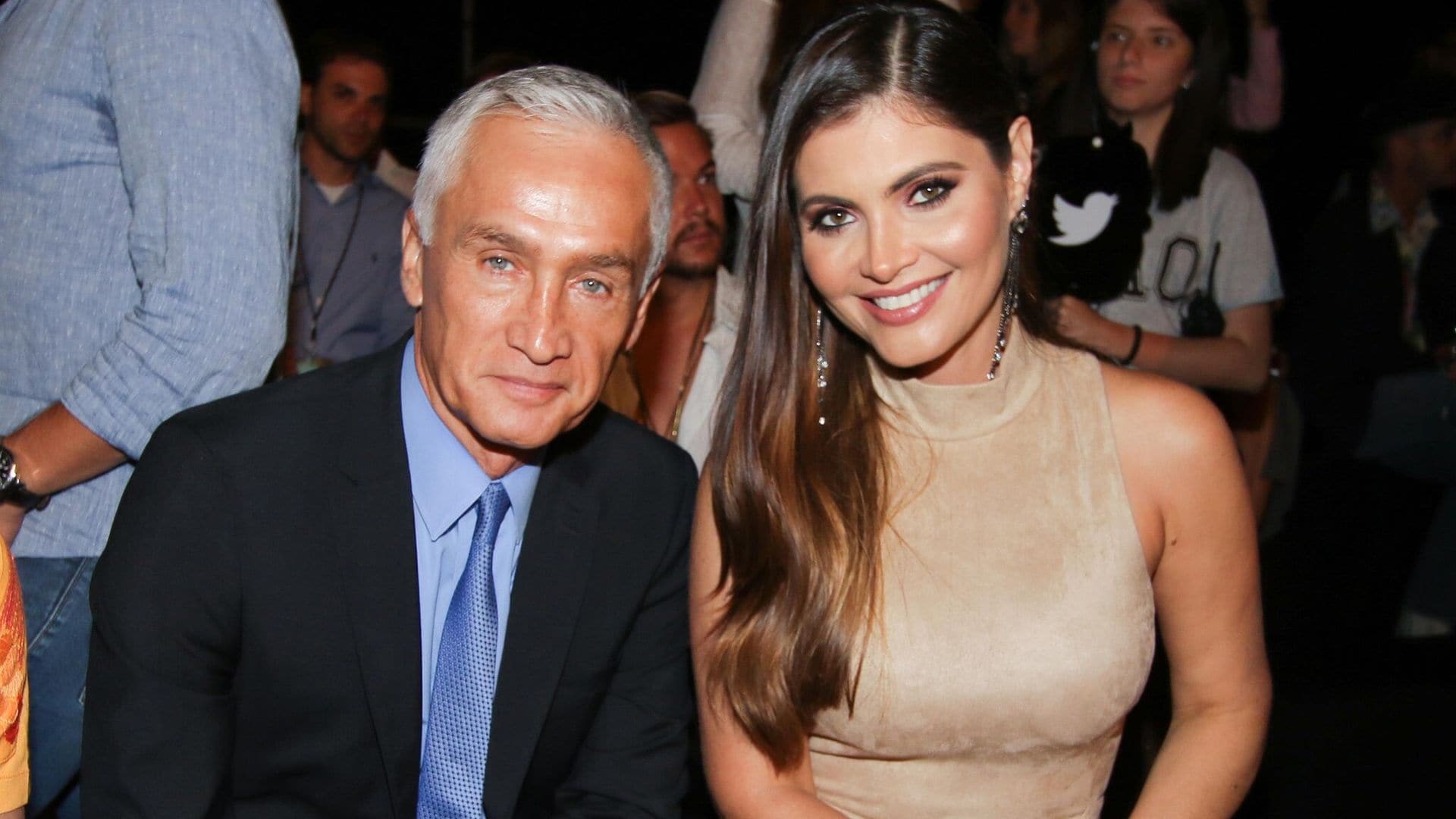 ‘Chiqui’ Delgado acompaña a Jorge Ramos en un importante evento