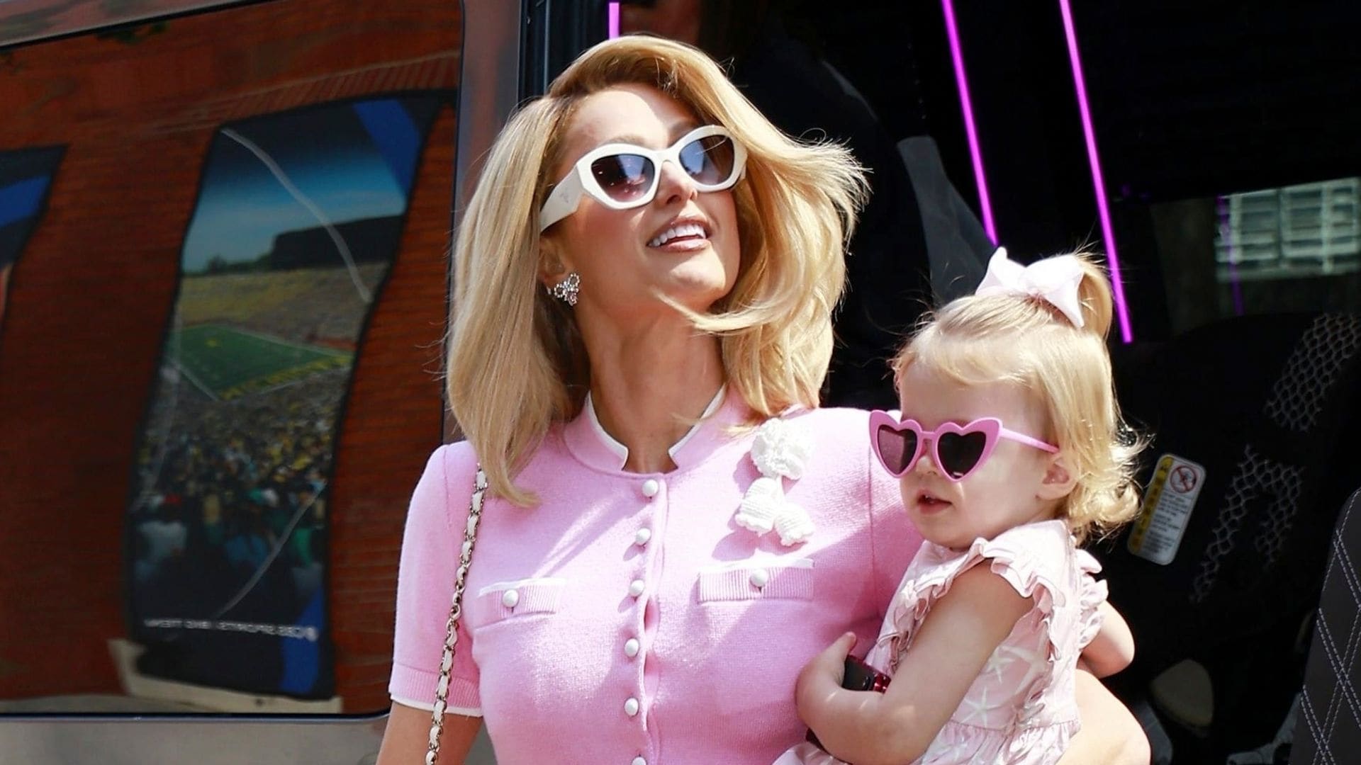 Los hijos de Paris Hilton, dos 'mini fashion victims' a juego con su madre