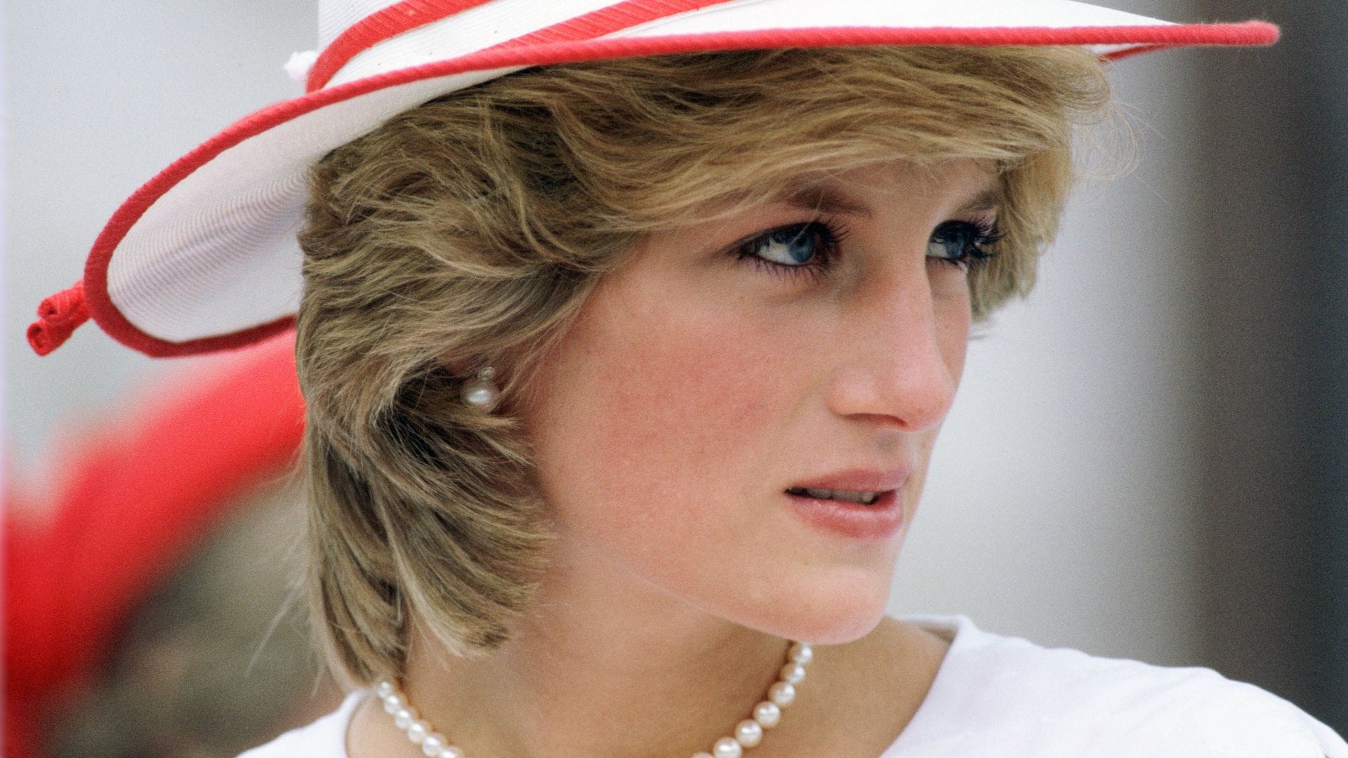 12 looks de Diana de Gales que hicieron historia: ella fue la verdadera influencer del siglo XX