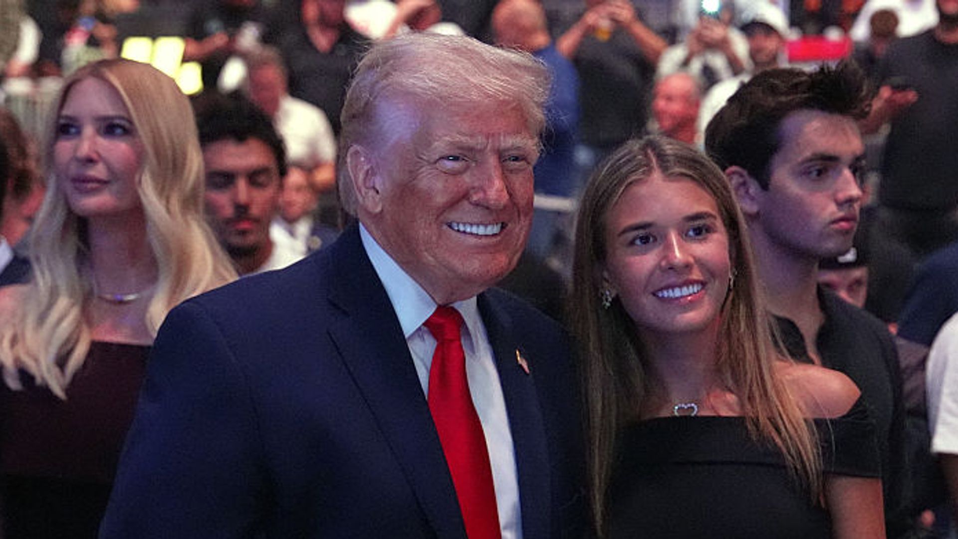 Kai, nieta de Donald Trump habla del peso de su apellido tras ser increpada por la calle: “Al 50% del mundo no le caigo bien”
