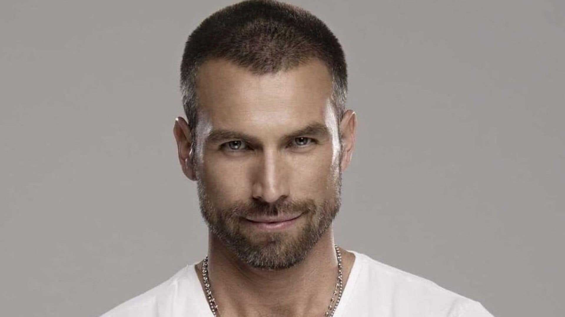 Rafael Amaya regresa a la actuación y habla de sus adicciones: ‘Estaba perdido y aislado del mundo’