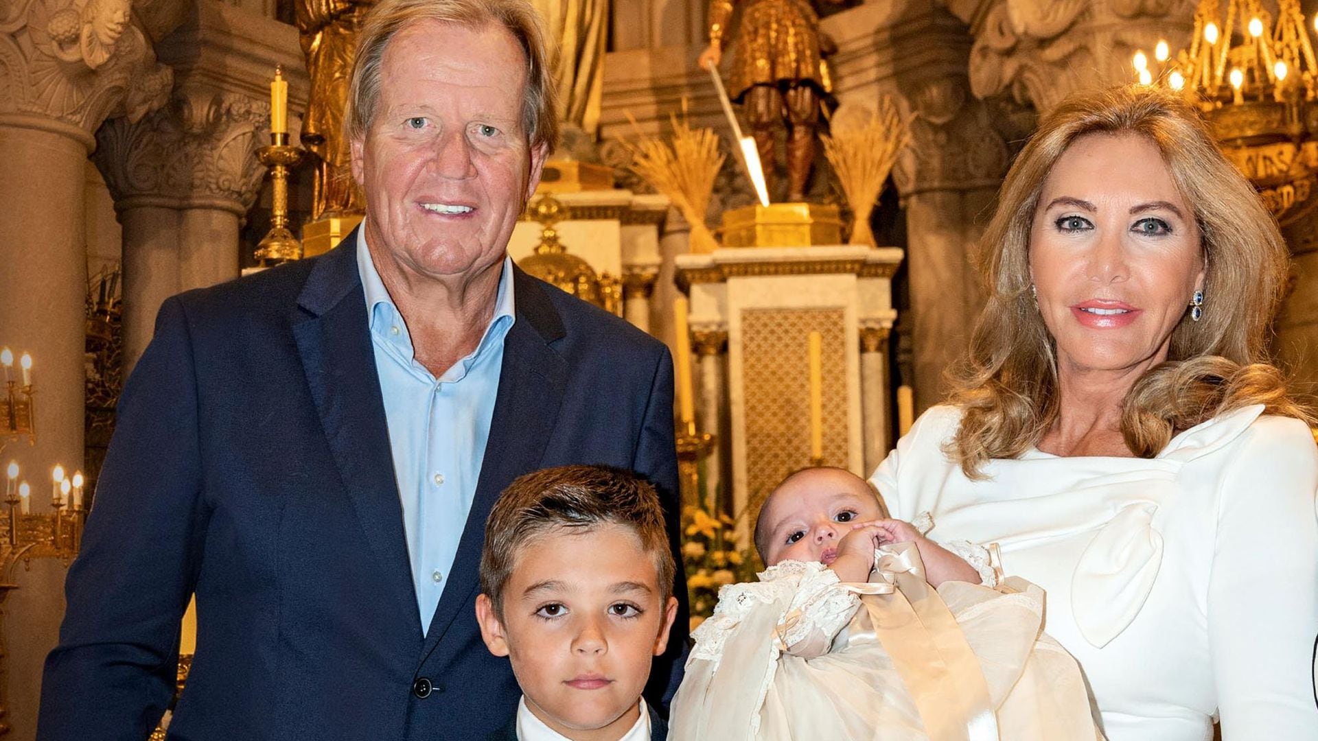 Norma Duval celebra junto a Matthias Kühn el bautizo de su nieta Valentina