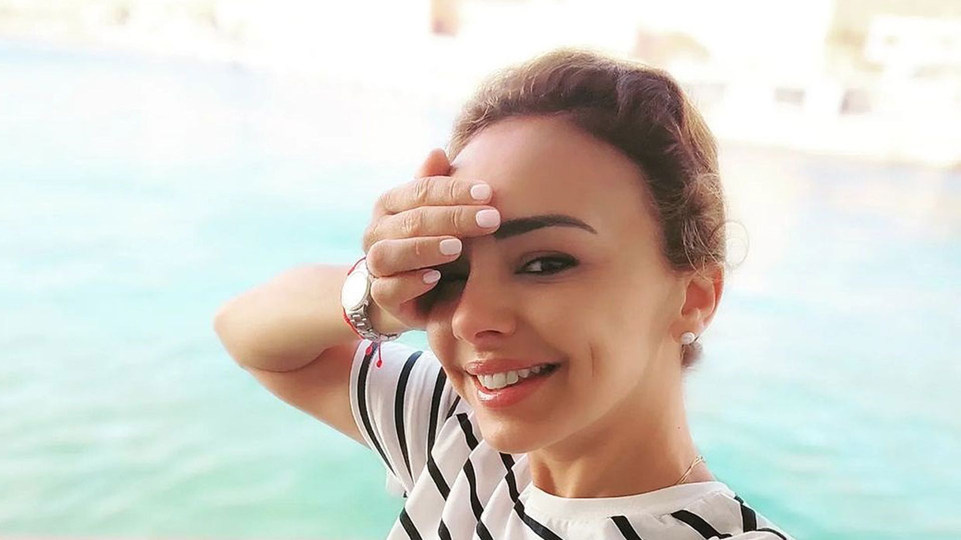 Todas las imágenes de Chenoa en una paradisiaca isla mediterránea, la nueva parada de su luna de miel