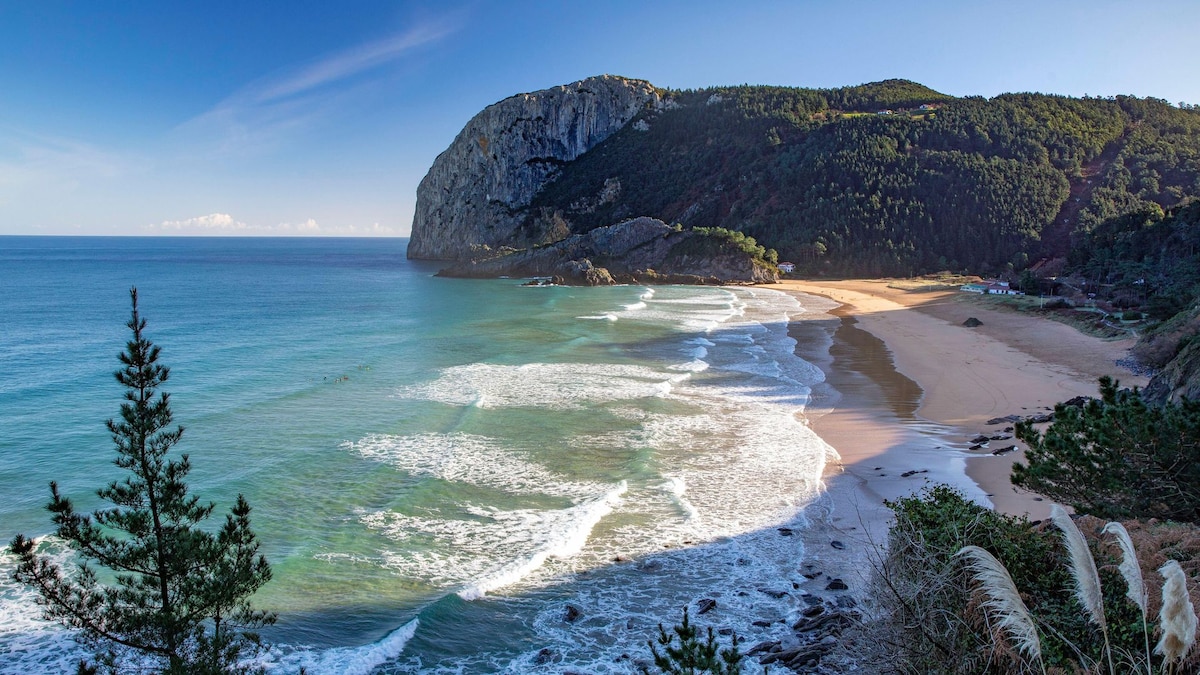 Estas son las 12 mejores playas frente al mar Cantábrico
