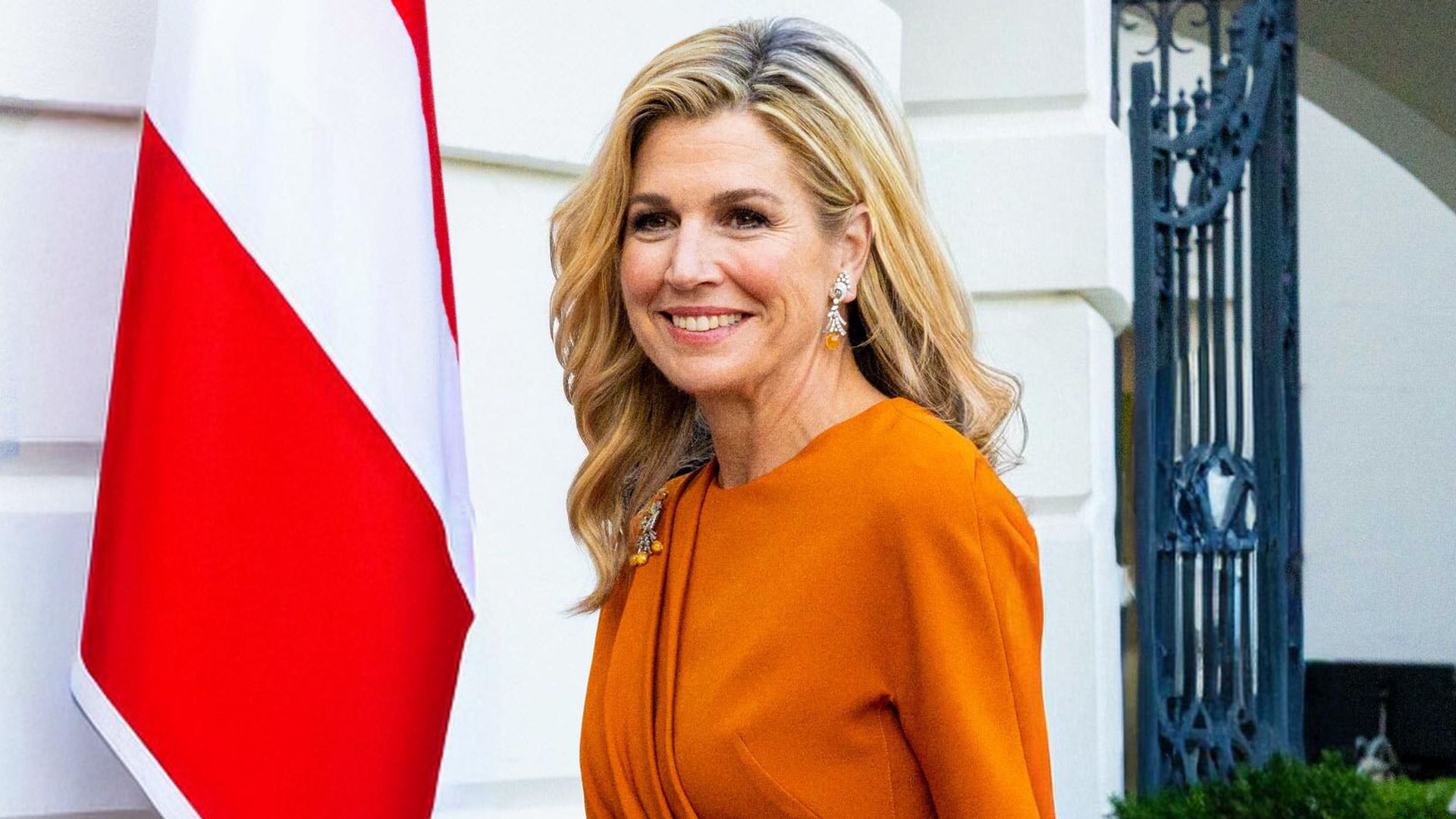 Máxima de Holanda y su maleta 'semáforo': la curiosa razón por la que ha elegido estos tres colores en su viaje a Estados Unidos