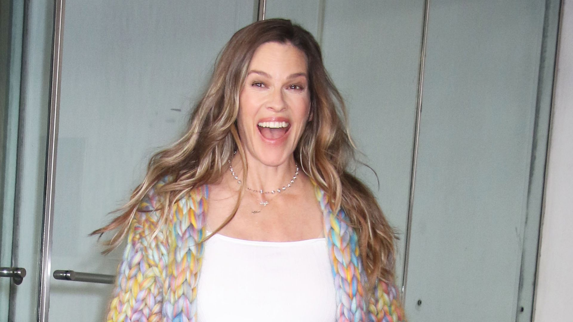 El entusiasmo de Hilary Swank tras anunciar que será madre por tercera vez con 52 años