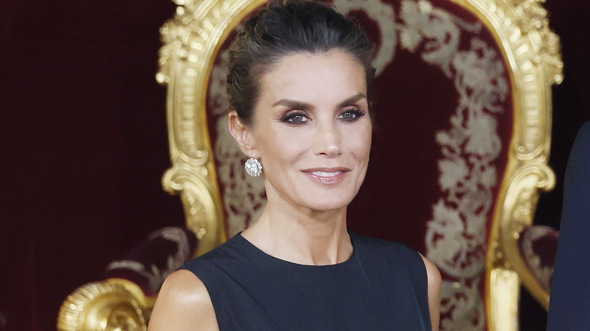 Por qué el último peinado de la reina Letizia no es como los de siempre