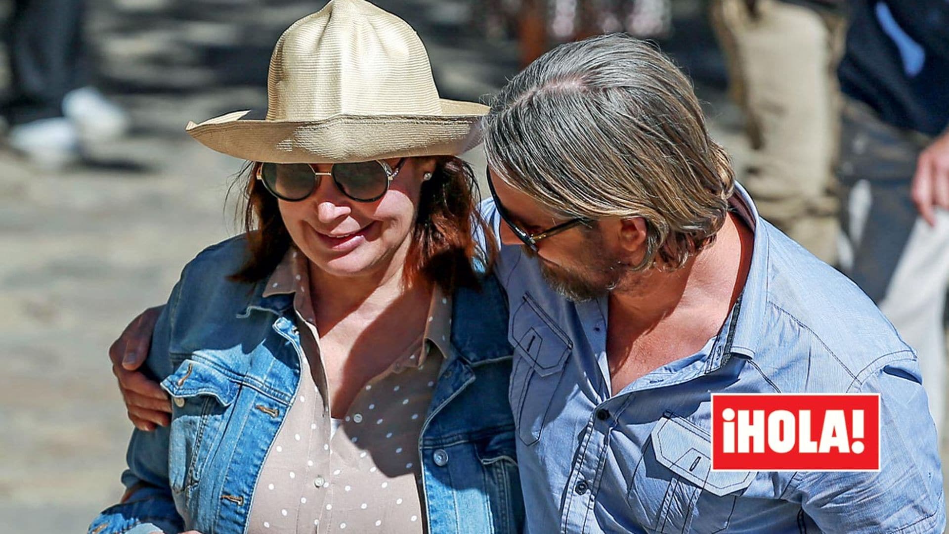 Exclusiva en ¡HOLA!: Carmen Martínez-Bordiú, descubrimos su nueva vida en Portugal