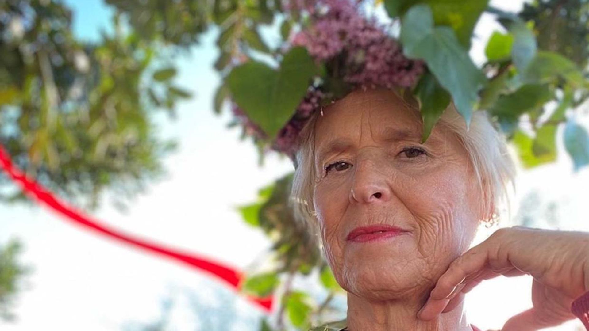 Lucía Dominguín reaparece tras sufrir una aparatosa caída por la que ha perdido la movilidad de la cara