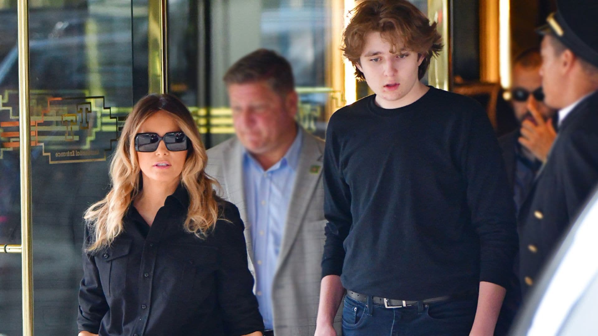 Todavía más alto y con nuevo look: el gran cambio de Barron, hijo de Donald y Melania Trump, a sus 15 años