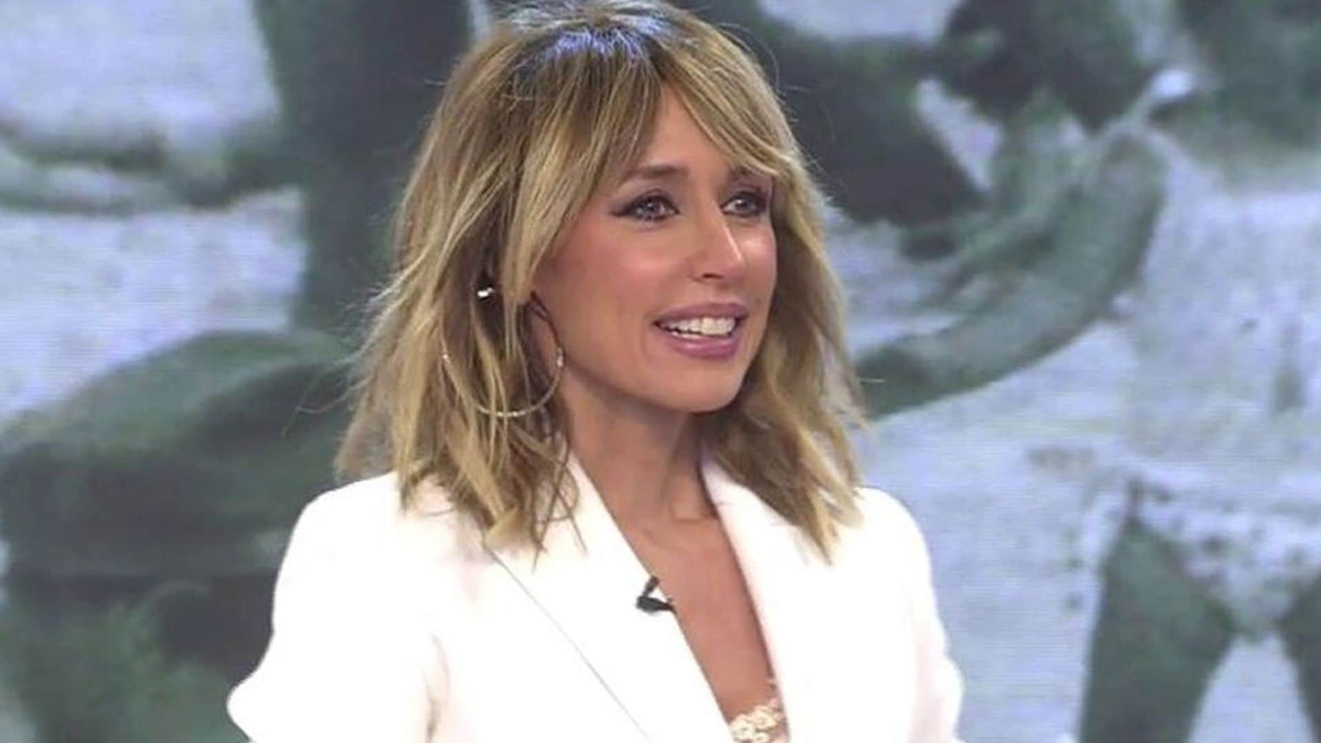 Emma García reaparece muy emocionada tras el fallecimiento de su padre