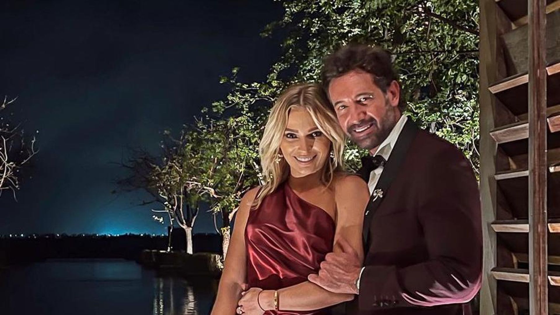 El misterioso anillo de Irina Baeva que desató rumores de compromiso