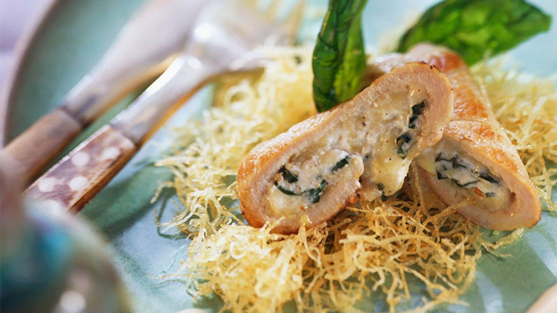 Rollitos de ternera rellenos de espinacas y queso Munster