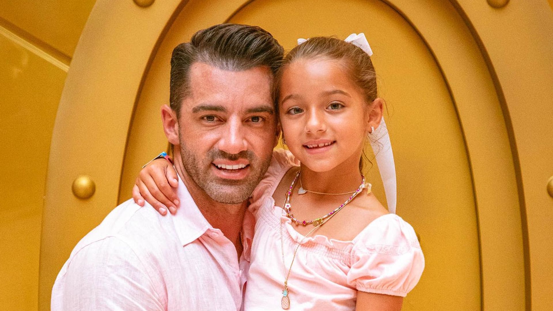 La hija de Adamari López disfruta al máximo sus vacaciones en España al lado de Toni Costa