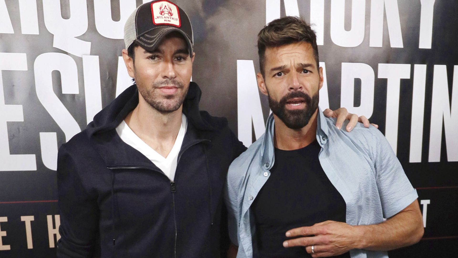 Tras ser padre, Enrique Iglesias anuncia una gira… ¡con Ricky Martin!