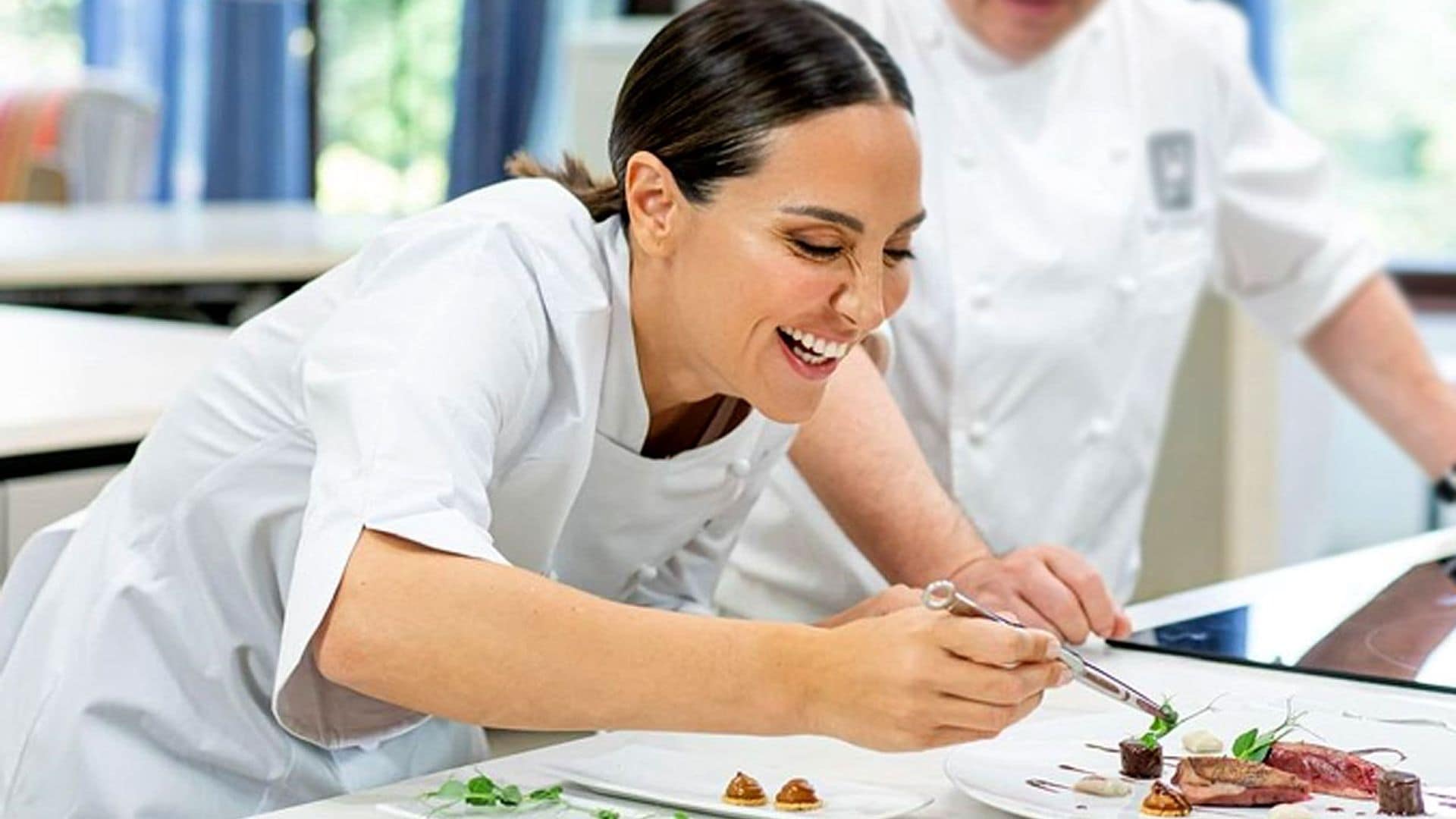 Tamara Falcó vuelve a las cocinas de 'MasterChef Celebrity' y cuenta cómo ve a Isabelle Junot en el programa