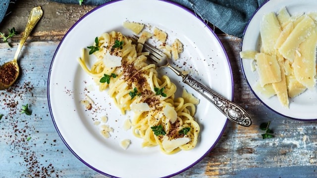 pasta parmesano hierbas