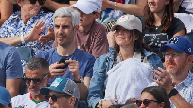 Alejandra de Luxemburgo y Nicolas Bagory con su hija Victoire en julio de 2024 en los Juegos Olímpicos de París 