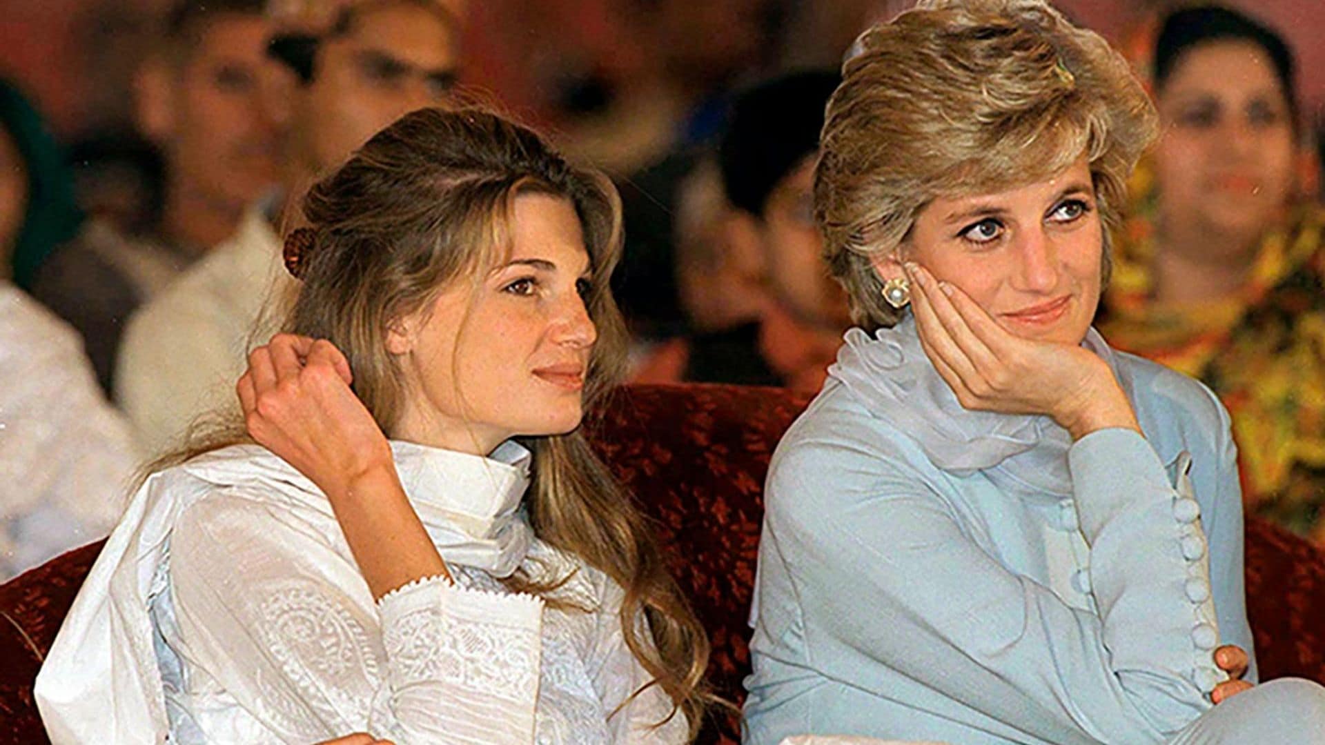 Jemima Khan abandona 'The Crown' por discrepancias con el retrato de su amiga Diana de Gales