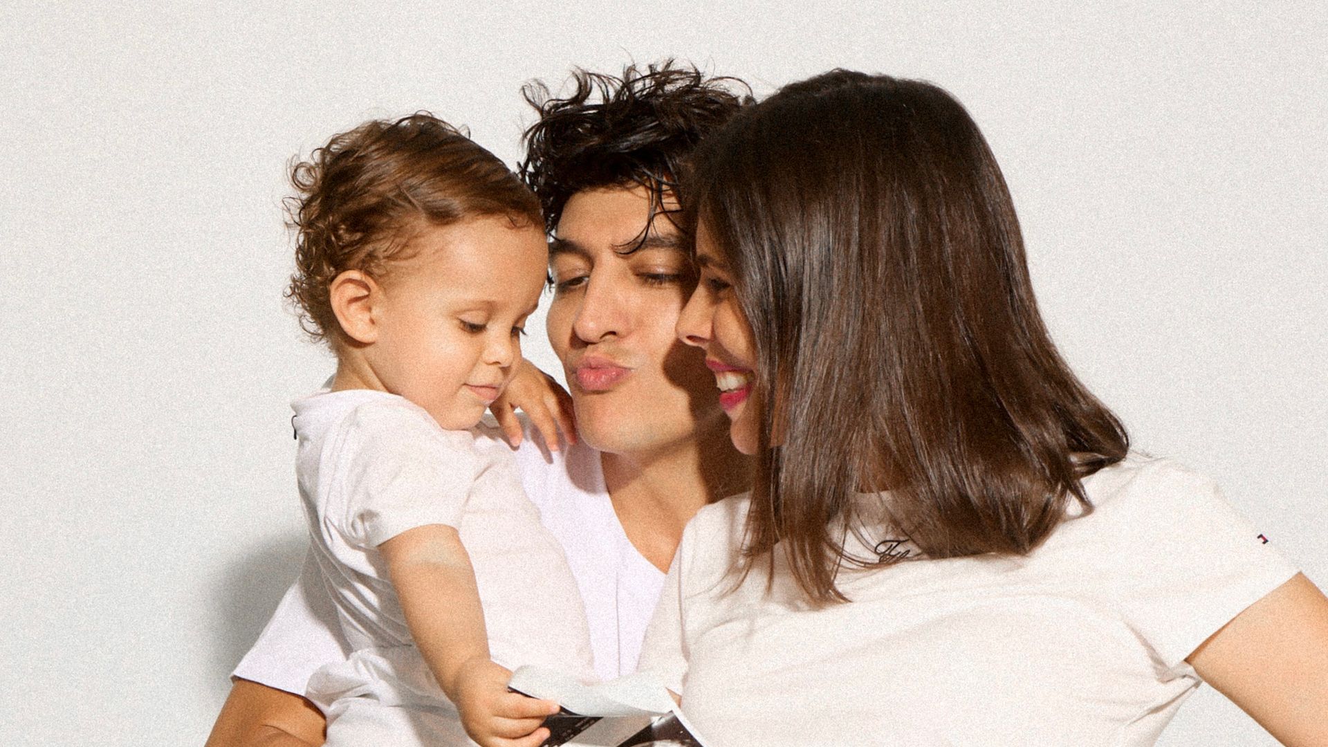 Los 'influencers' Nacho Yanes y Laura Dosouto van a ser padres por segunda vez