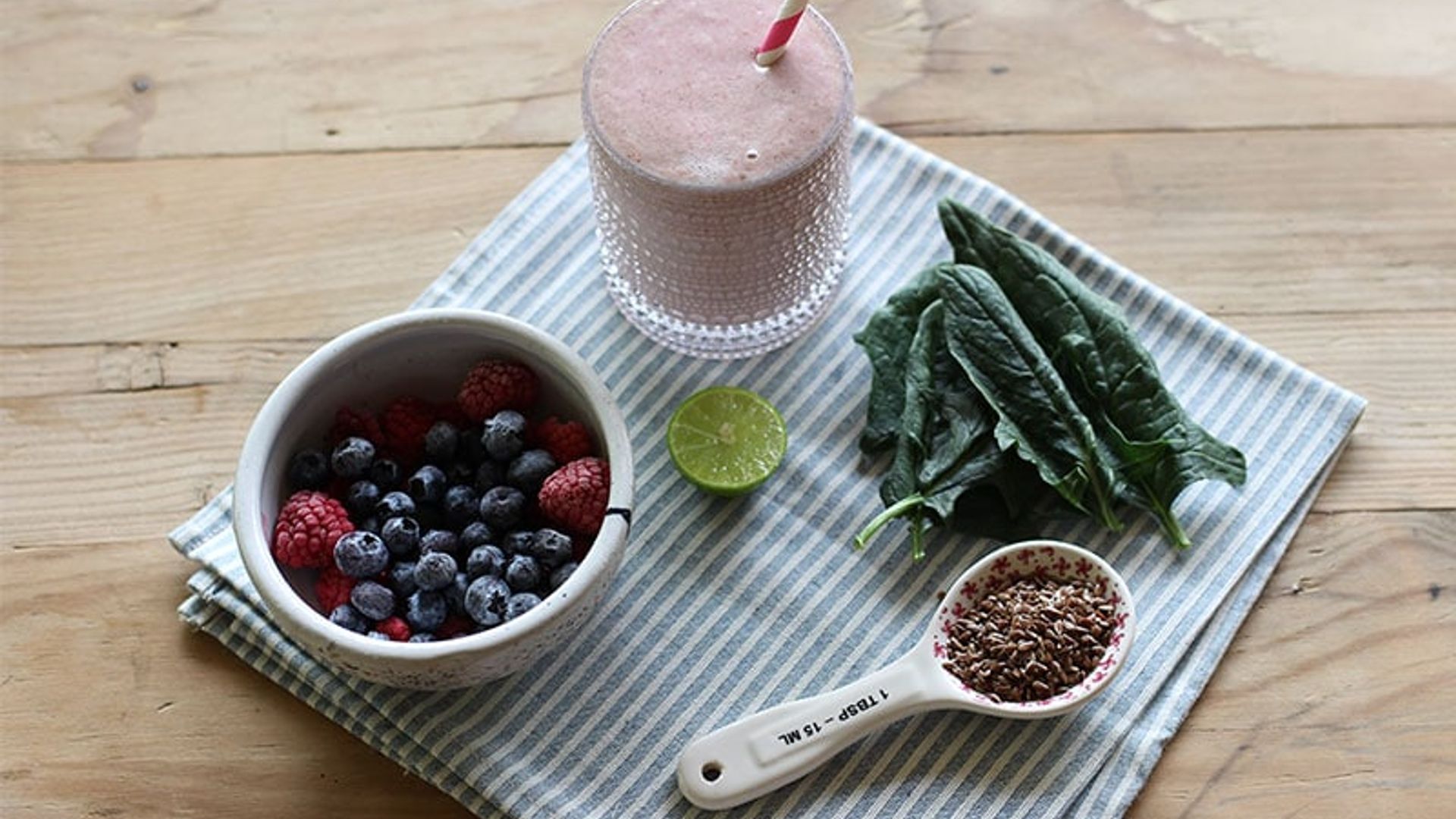 ¿Berries y espinacas? La mejor combinación para empezar tus mañanas