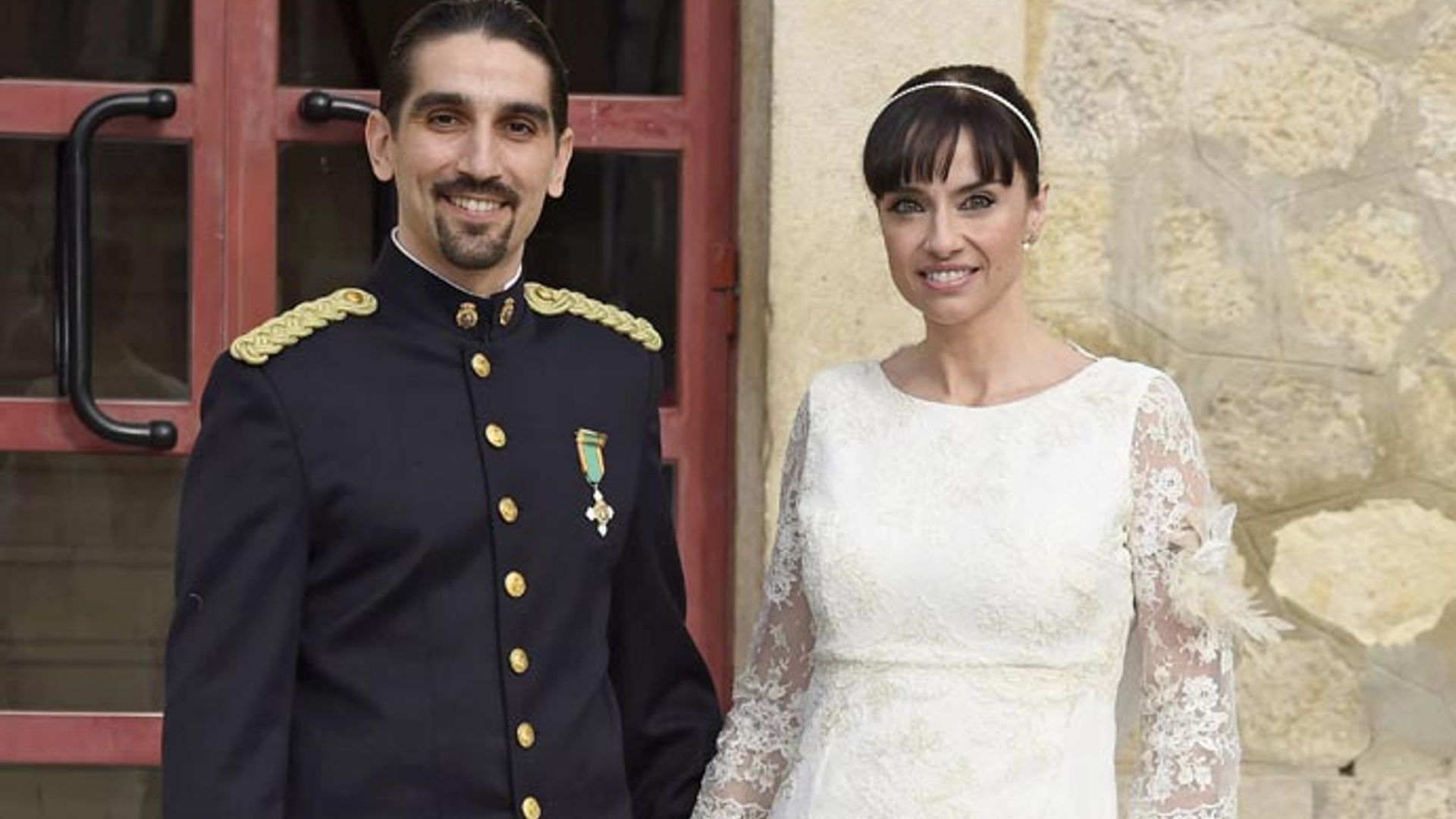 Beatriz Rico se ha casado con el policía nacional Rubén Ramírez