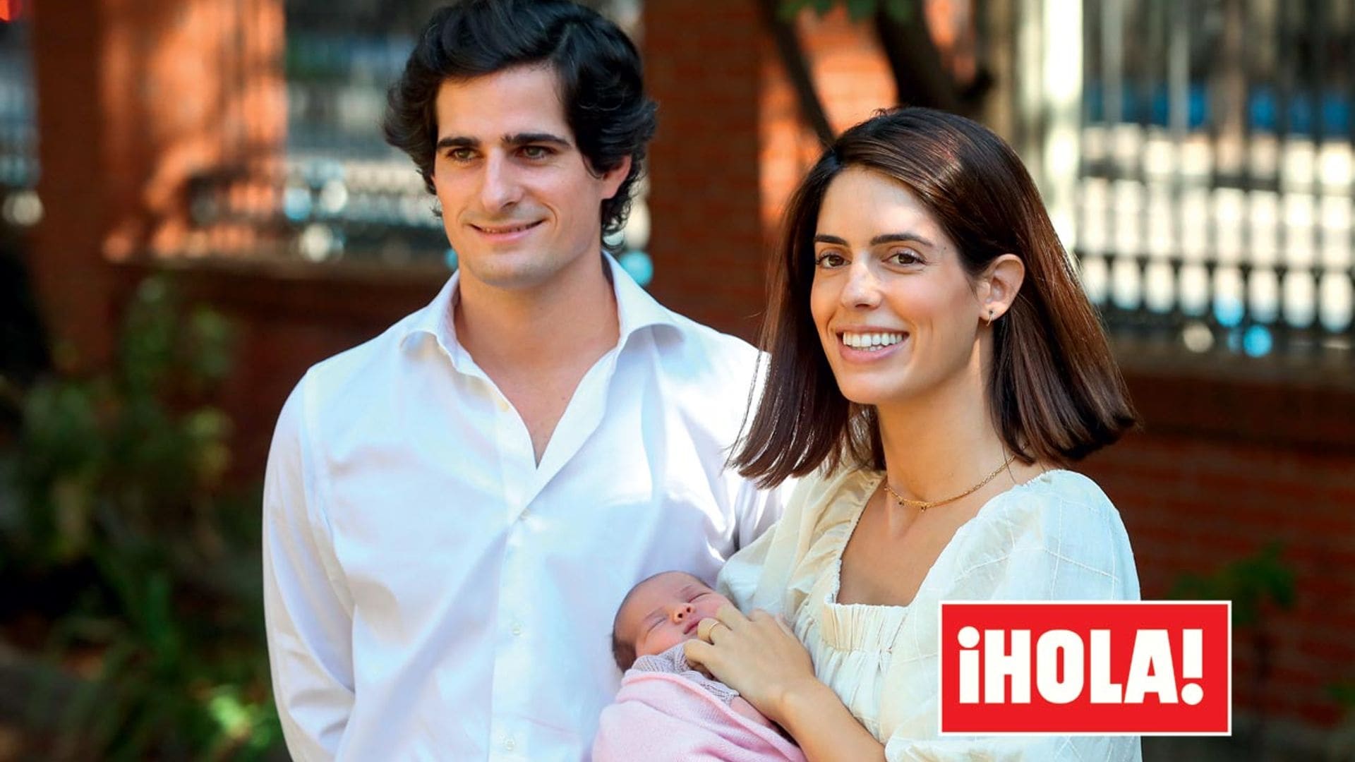 En ¡HOLA!, Fernando Fitz-James y Sofía Palazuelo presentan a su hija, Rosario