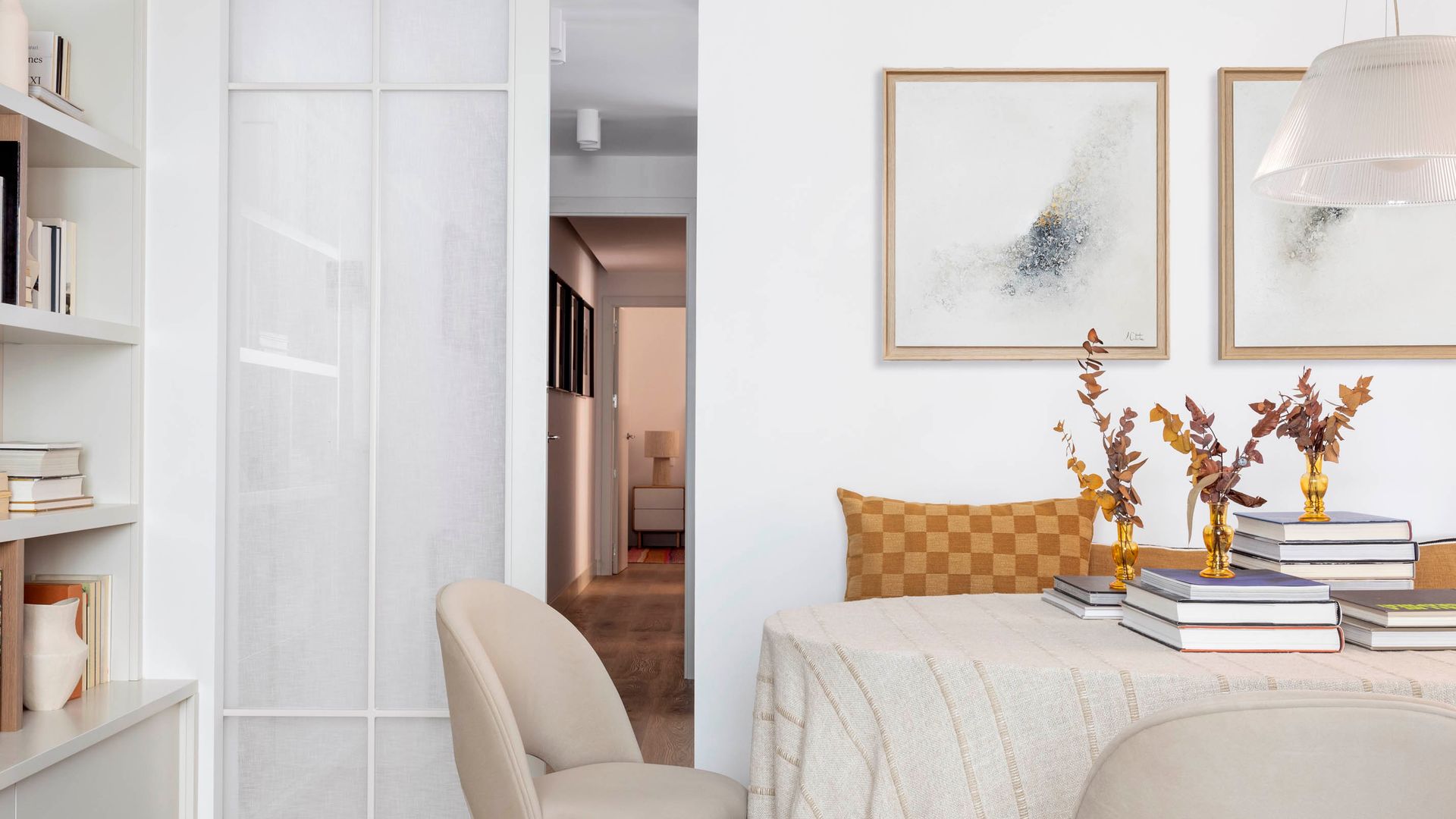 Una casa de siempre, un interiorismo de hoy: así se transformó este piso familiar en Madrid