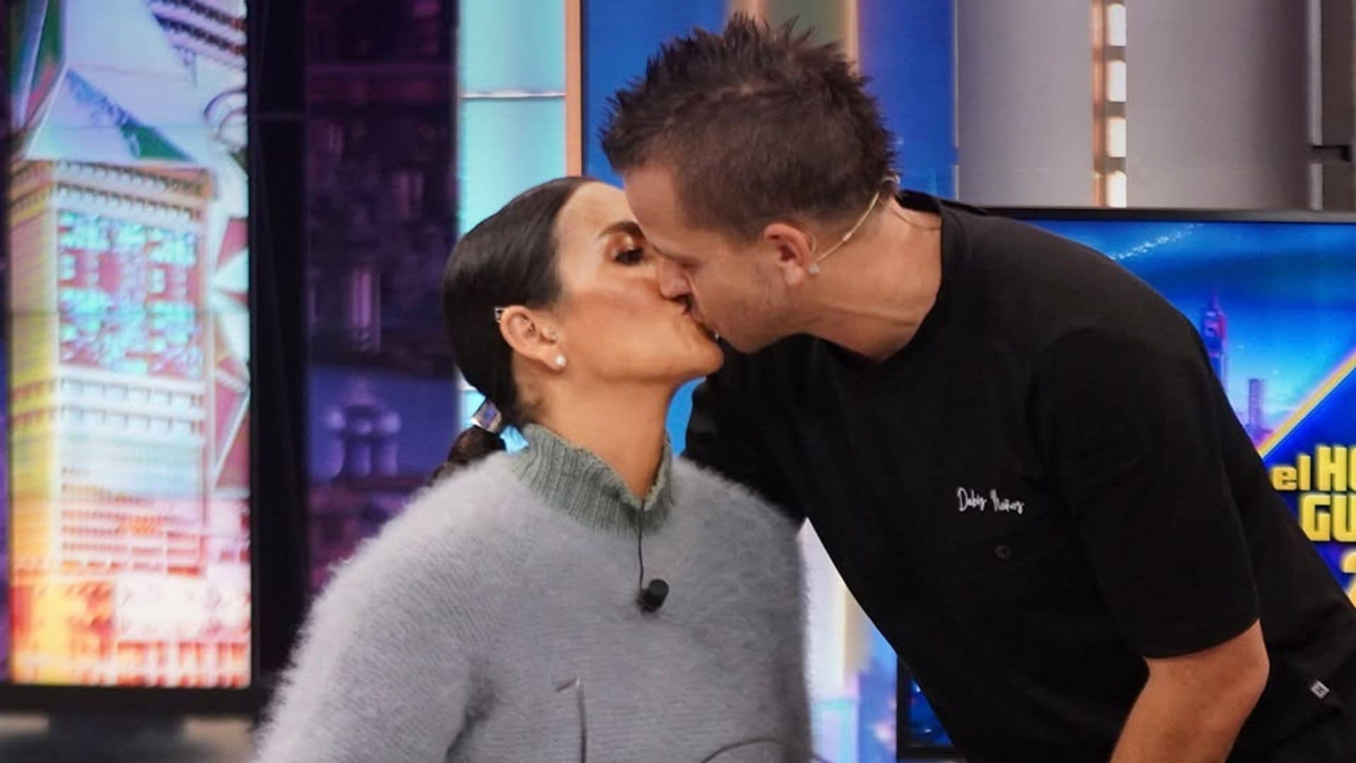 La sorprendente pedida de matrimonio de Dabiz Muñoz a Cristina Pedroche con un roscón: "¿Te quieres casar conmigo?"