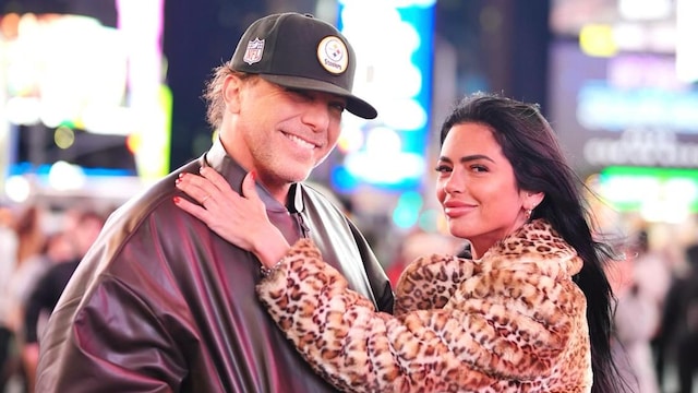 Cristian Castro y su novia Mariela Sánchez durante un viaje a Nueva York.