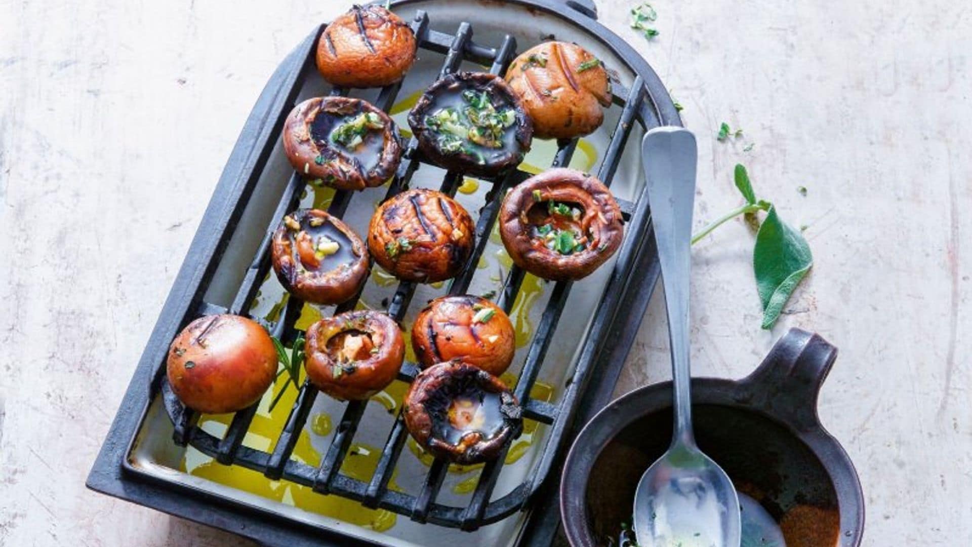 Champiñones a la parrilla estilo provenzal