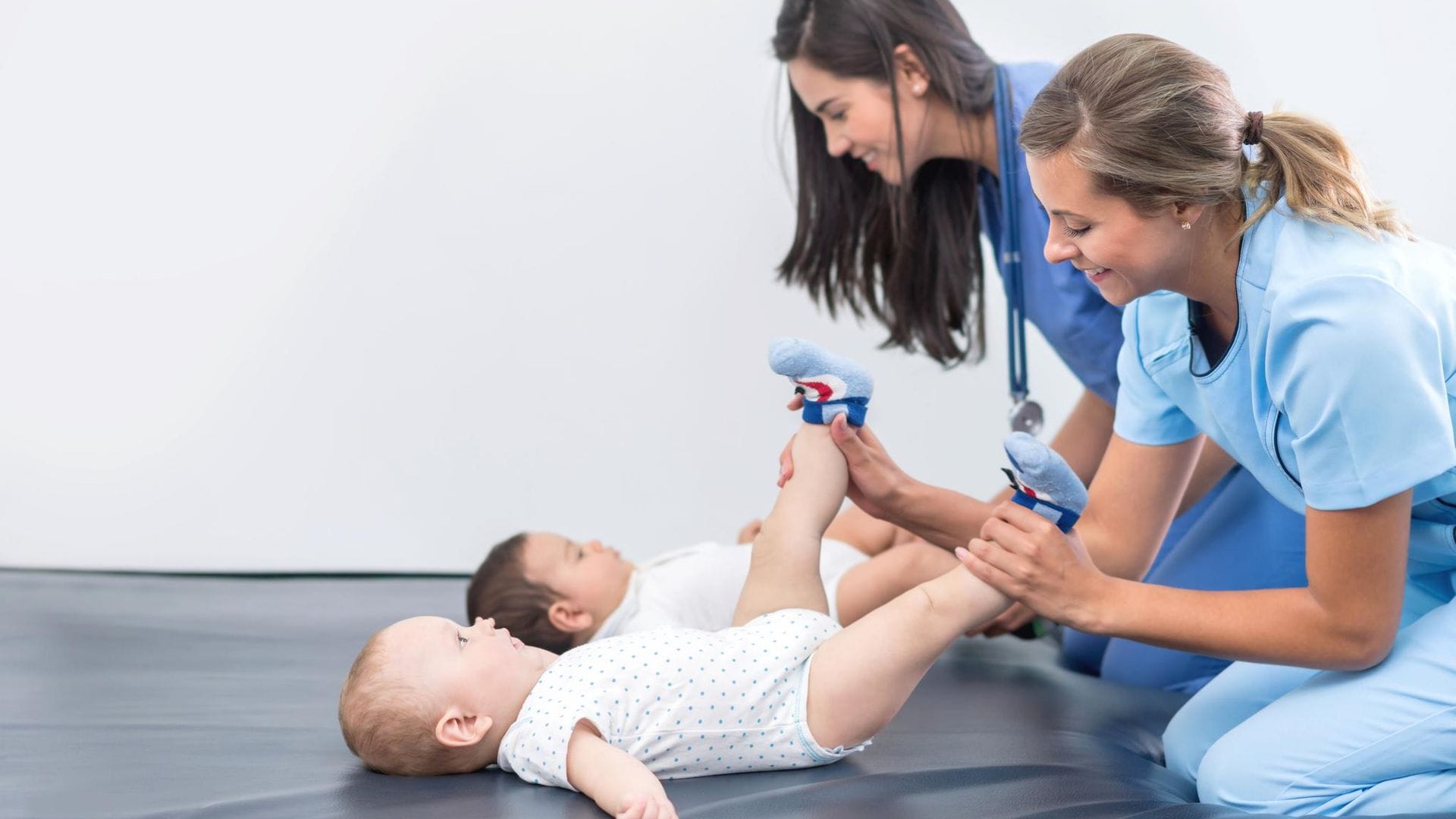 Cómo la fisioterapia infantil favorece el correcto desarrollo de los niños