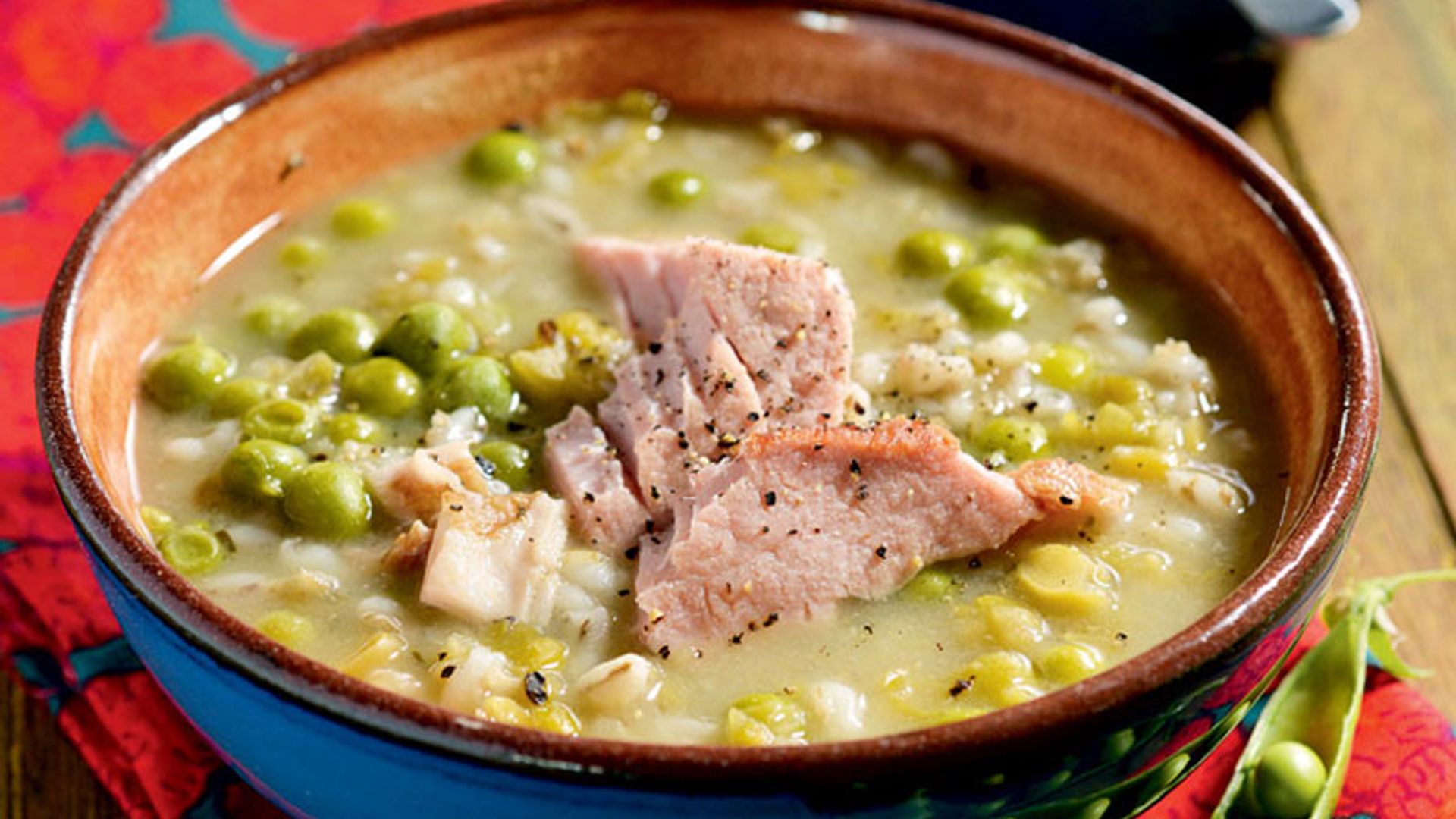 Guisantes con lacón