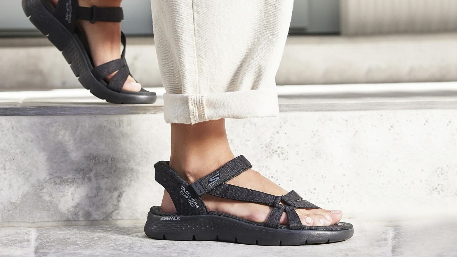 He estado de vacaciones en el norte y estas son las sandalias (superrebajadas) que he visto en todas partes