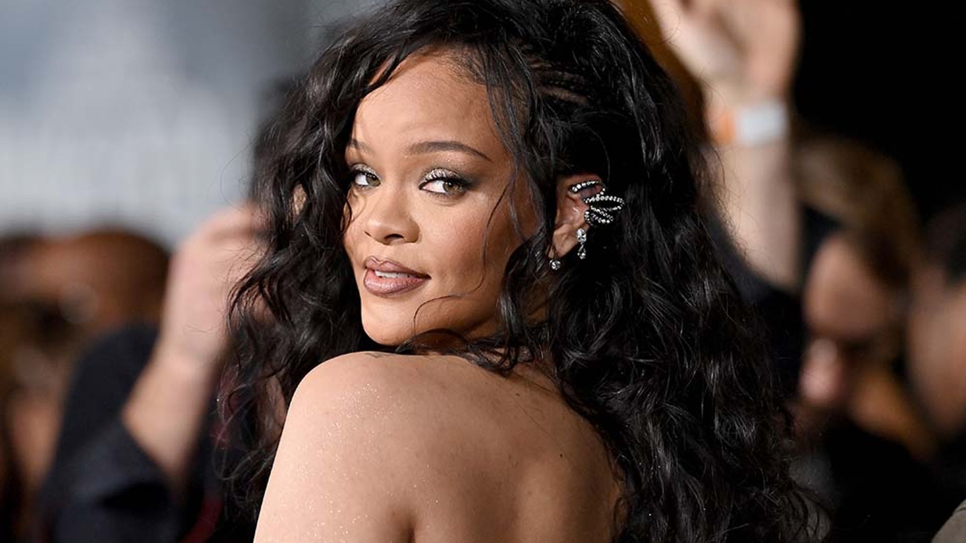 El triunfal regreso de Rihanna a la alfombra roja: lentejuelas y look coordinado con A$AP Rocky