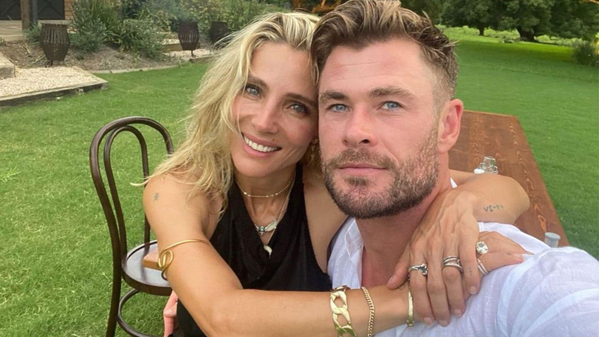 Elsa Pataky y Chris Hemsworth celebran diez años de amor abriendo su álbum de fotos más 'maravilloso'